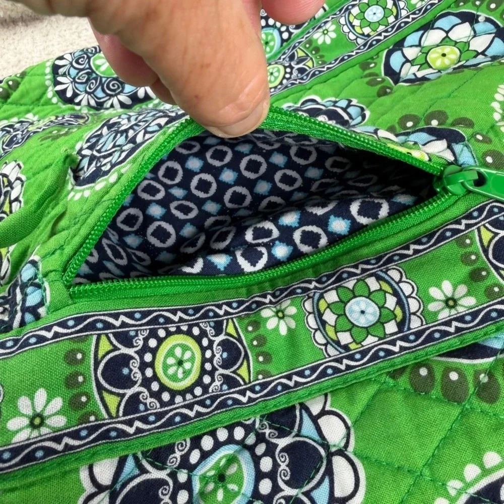 Vera Bradley Cupcake Green Quilted Cotton Drawstring Cinch Backpack Bag Retired